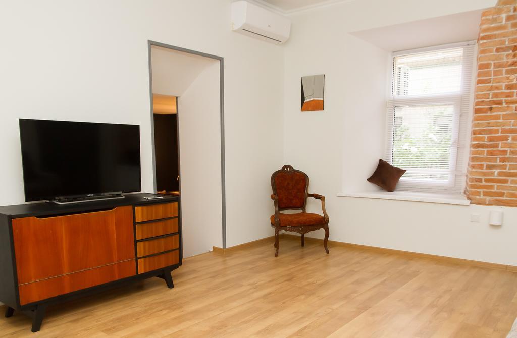 Apartment In The Center Of Odessa Kültér fotó
